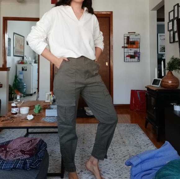 ⛔SOLD⛔🆕️ NWT H&M Cargo Pants in 'Dark Khaki Green' - Picture 14 of 14